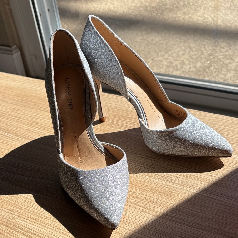 Gianni Bini Venicia Silver Glitter d’Orsay Pumps